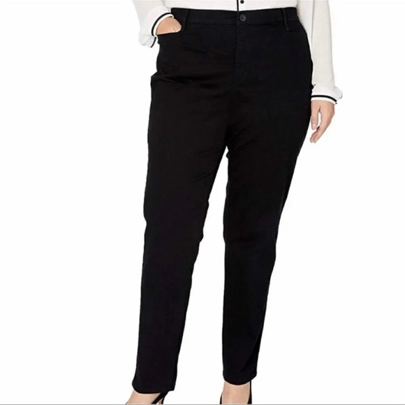 Gloria Vanderbilt Ladies' Amanda Stretch Denim Jean - Picture 1 of 5